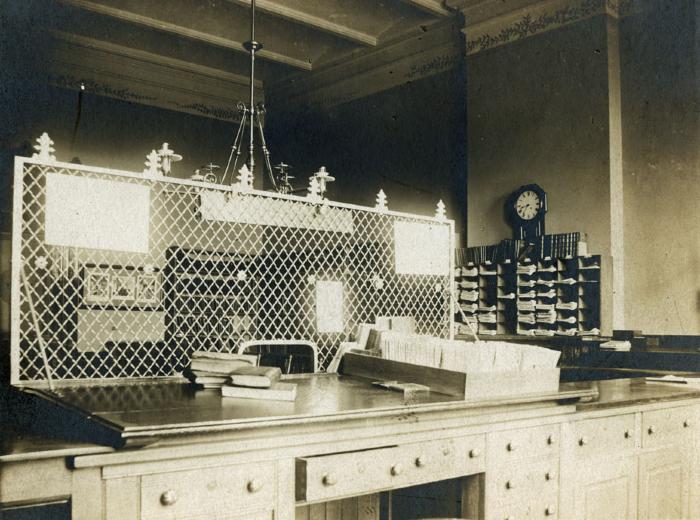City Hall Library, receiving desk
