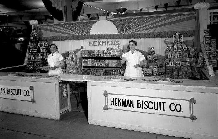 Hekman Bakery booth a Food Show