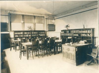 Sigsbee Branch School Library