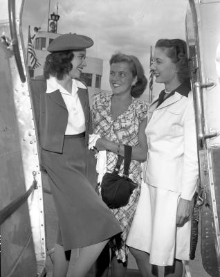 Airport Queen, Mary Webb