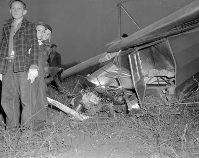 Airplane crash, Delaney Rd. 1/2 mile south of M-50