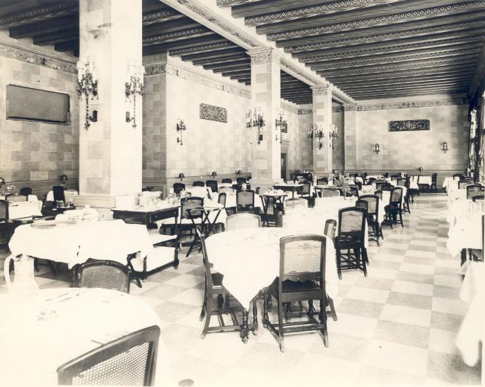 Rowe Hotel Dining Room, Interior