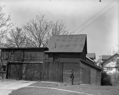 Barn, on Dallas SE