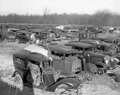 Barnes, Auto junk yard
