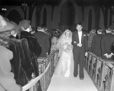 Barker, Janet, Bridal couple at church