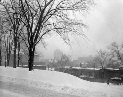 Snow, scenes in Grand Rapids