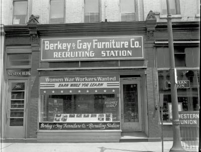 WWII Recruiting station for women war workers